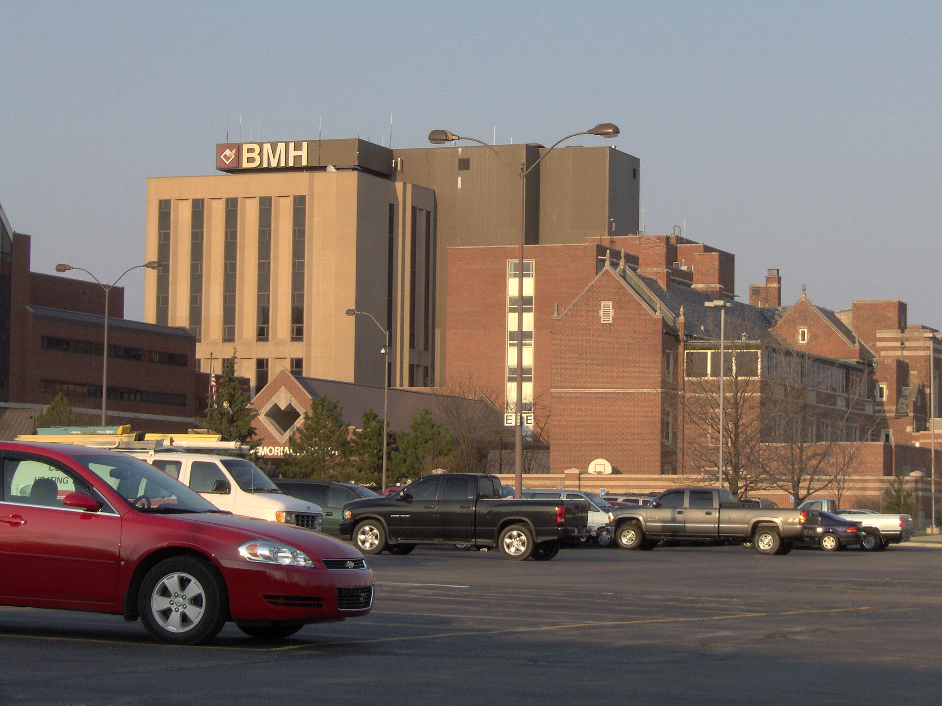 Asbestos Exposure at Ball Memorial Hospital — Muncie, Indiana: What Workers and Tradesmen Need to Know
