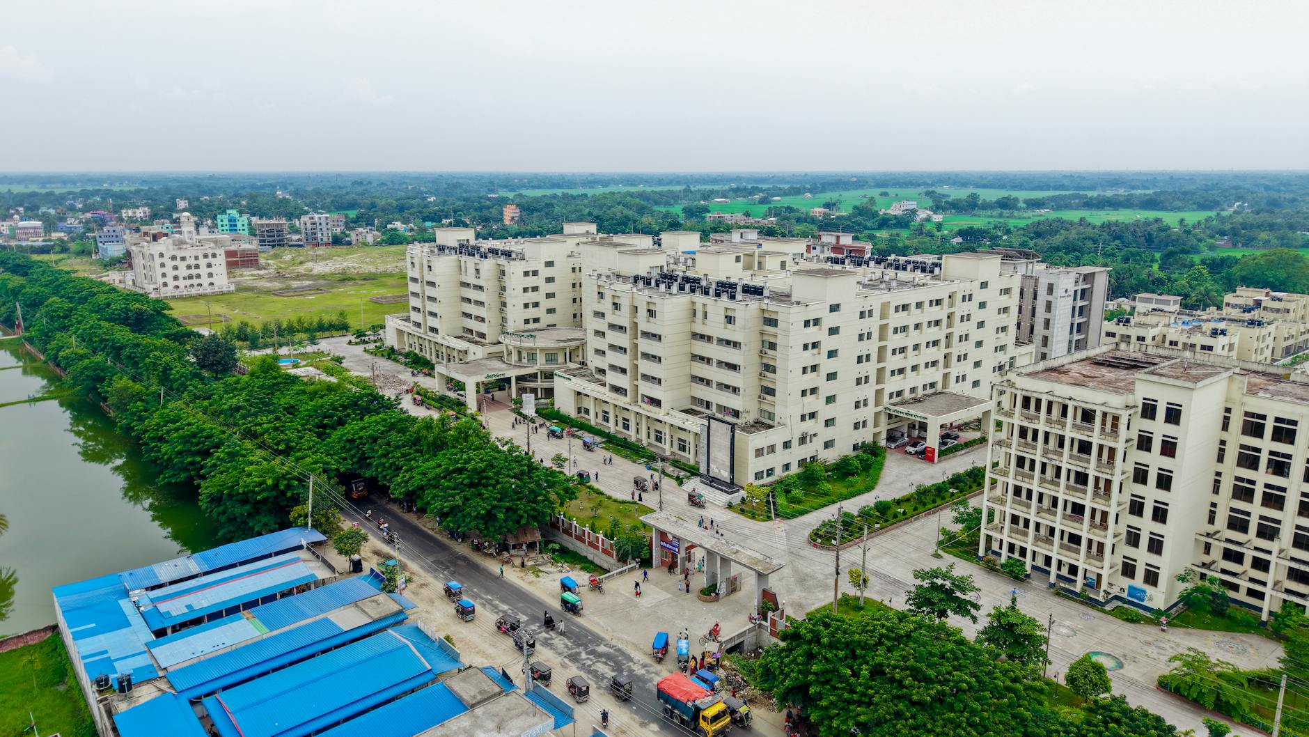 Asbestos Exposure at Deaconess Hospital — Evansville, Indiana: What Workers and Tradesmen Need to Know