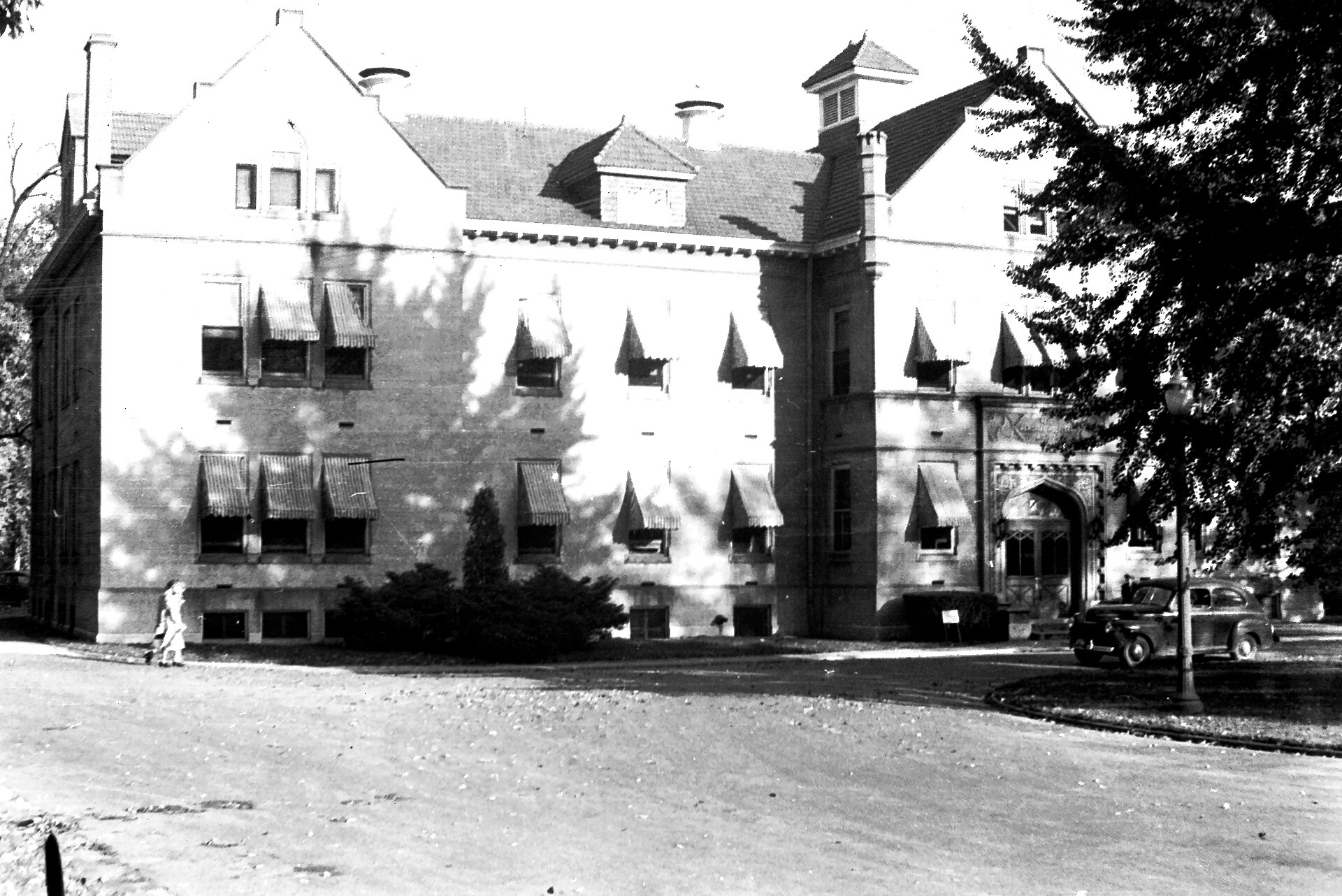 Reid Memorial Hospital Asbestos Exposure Guide for Workers and Tradesmen